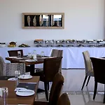 Hotel Crystal