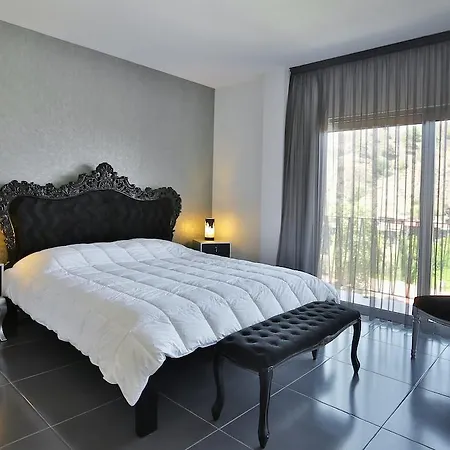 Hotel Crystal *