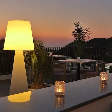 Hotel Crystal *